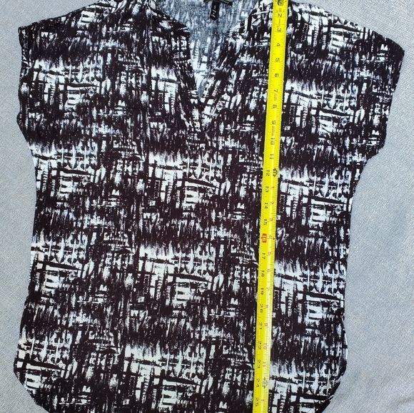 Allison Brittney Black and White Print Blouse Small - Picture 10 of 10
